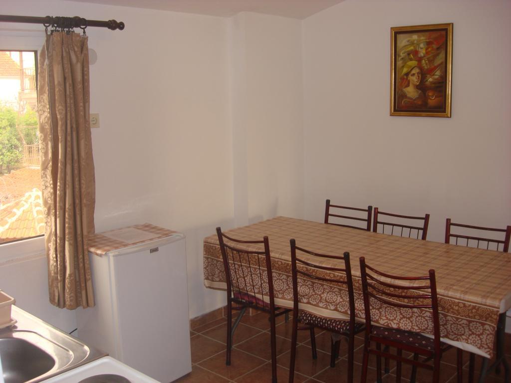 באר Apartments Kalamperovic חדר תמונה